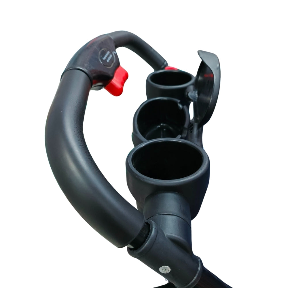 Coche clásico con portabiberones